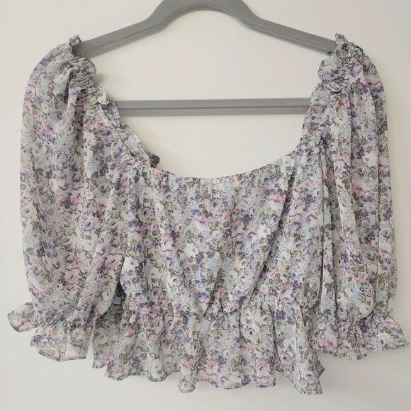 ASTR the Label Half Sleeve Back Cut Out Top ,Size S - Picture 5 of 9